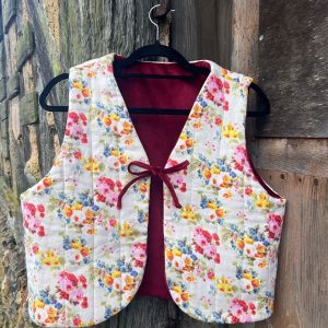 GILET SANS MANCHE REVERSIBLE Velours bordeaux / Fleurs
