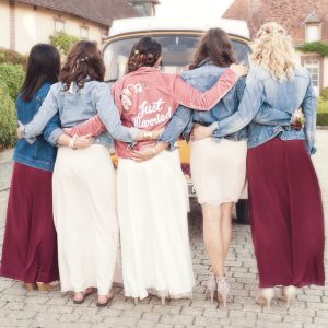 photo de dos amies evjf